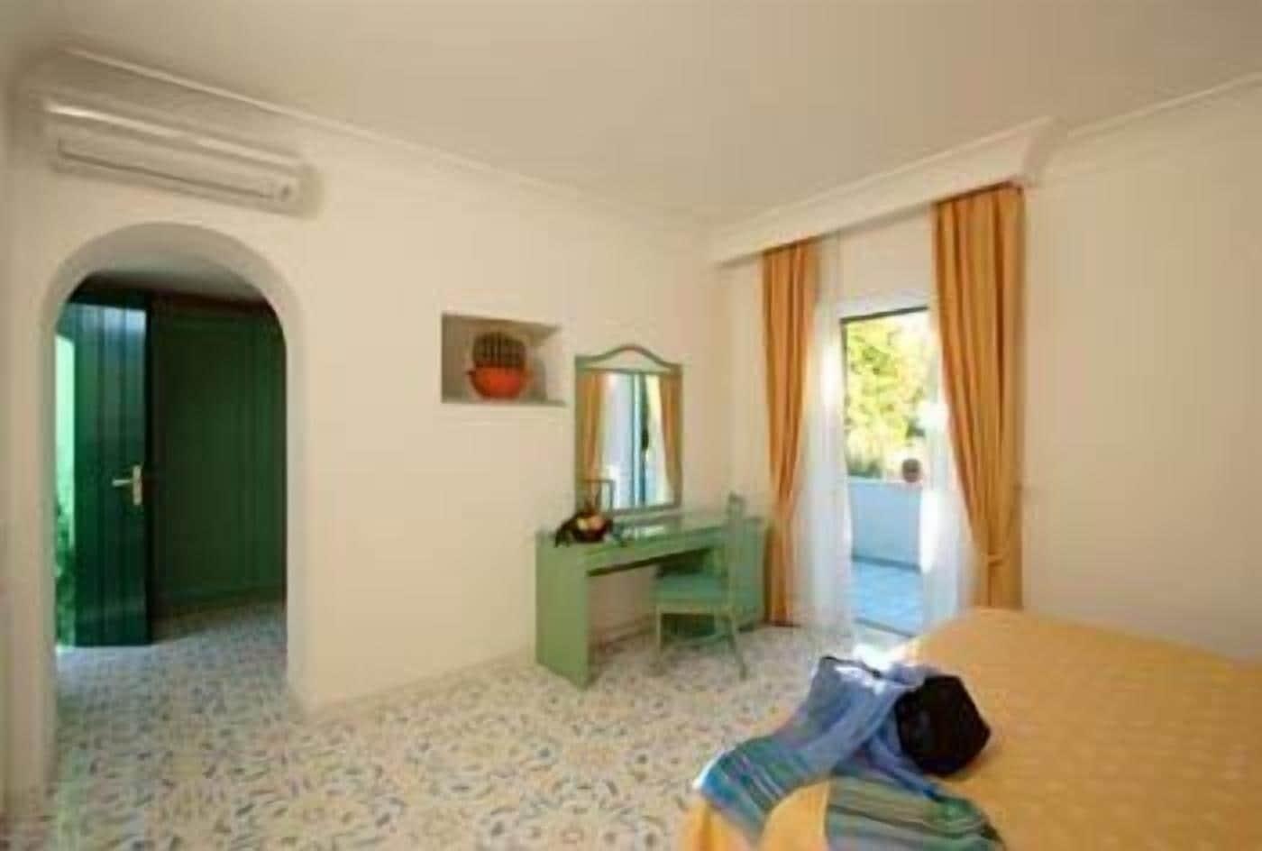 Park Hotel Terme Mediterraneo Forio  Ngoại thất bức ảnh